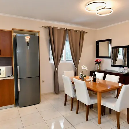 Angels In Near The Kremastí