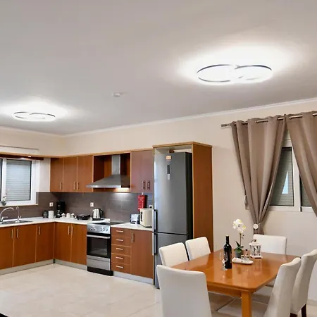 فيلة Angels In Near The *